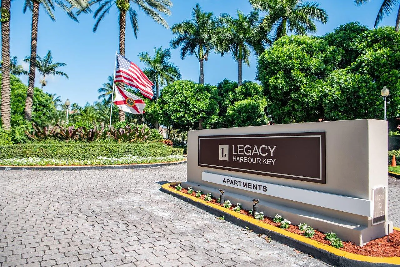 Legacy Harbour Key — Photo 1