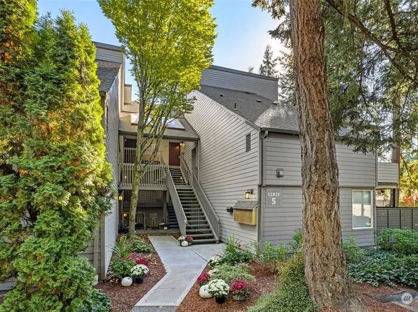 11815 93rd Lane NE #103, Kirkland, WA 98034