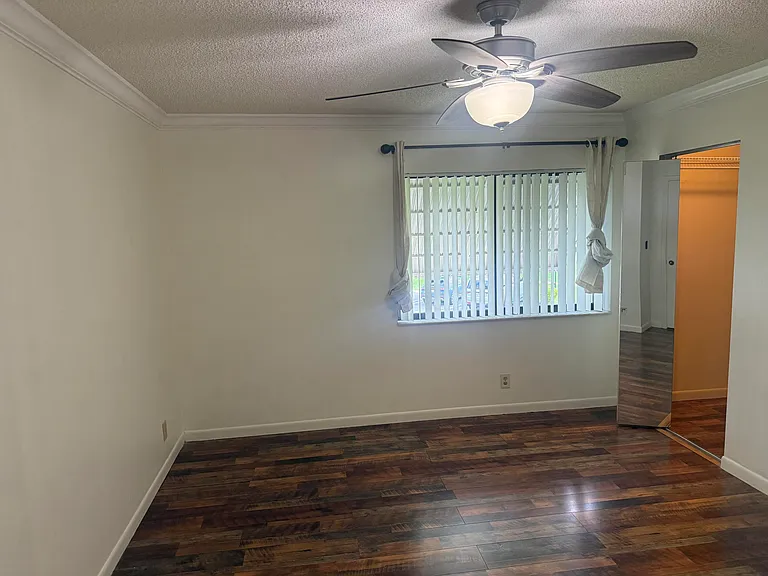 211 Pine Hov Cir #D-2 — Photo 8