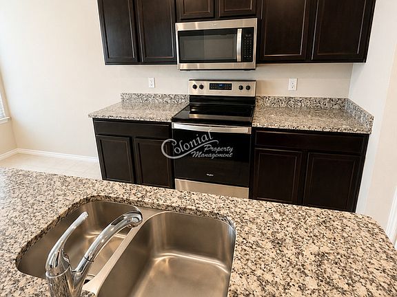 3rd image of 5110 Karen Green Dr