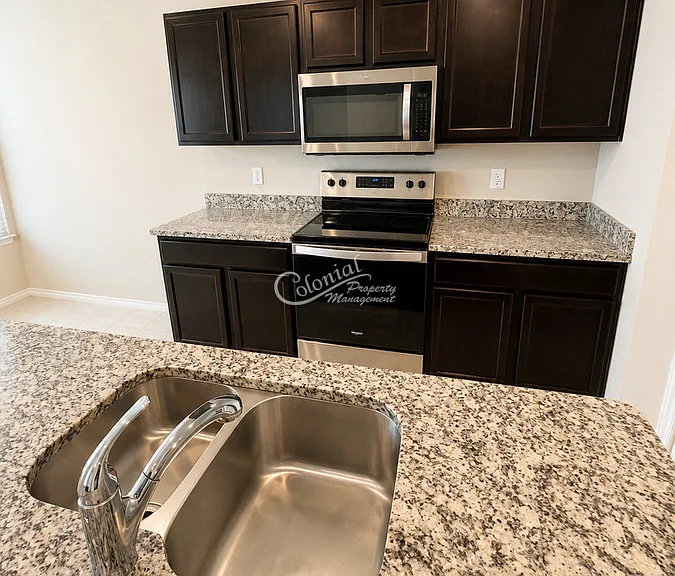 5110 Karen Green Dr — Photo 3