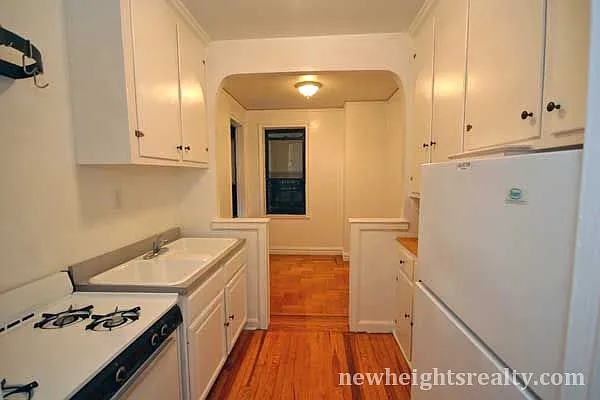 Sold by New Heights Realty | media 3