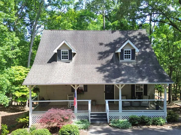 303 Cherrwood Dr, Westminster, SC 29693