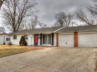 211 Allen Dr, O'Fallon, MO