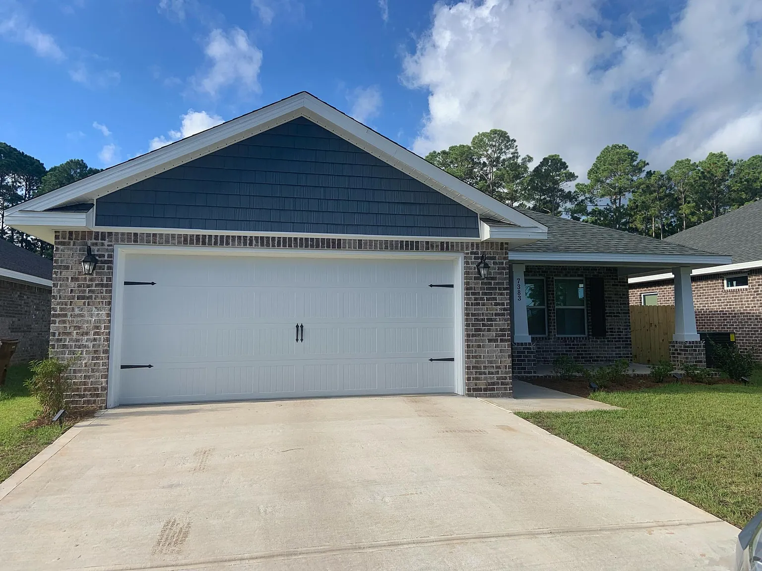 3 bed, 1880 sqft, $2,500 — Photo 1