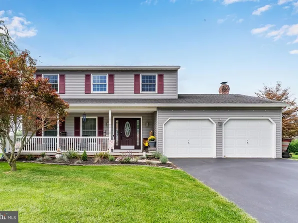 116 Greenbriar Ln, Dillsburg, PA 17019