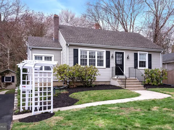 41 Titus Ave, Lawrence Township, NJ 08648