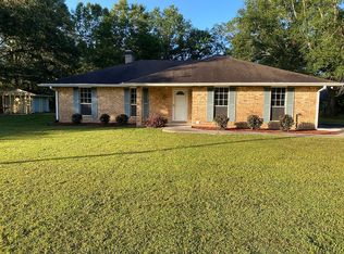 114 Fred Mallett Rd, Carriere, MS 39426