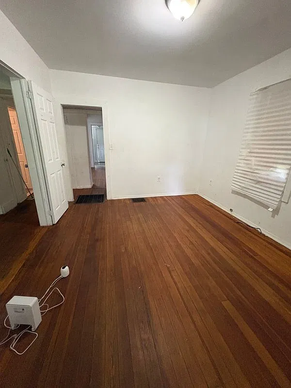 3 bed, 2.0 bath, 1379 sqft, $1,900 — Photo 4