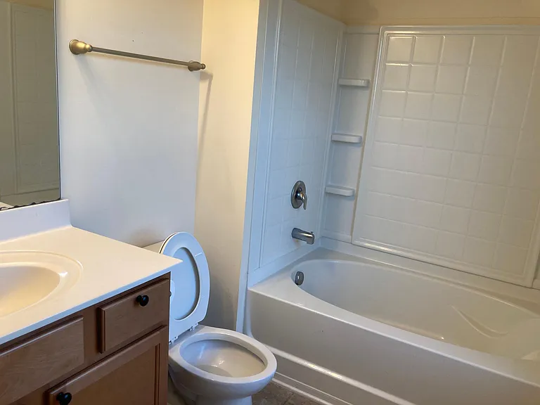 10424 Benfield Rd — Photo 7