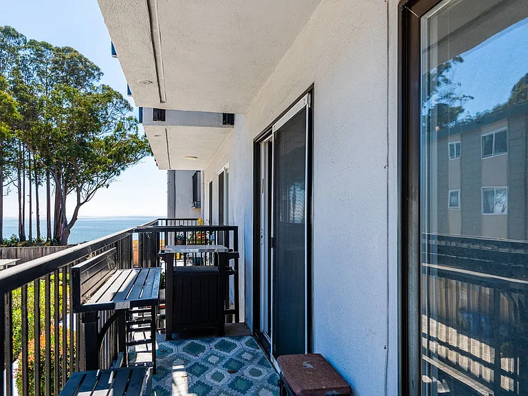 815 Balboa Ave #201 — Photo 6