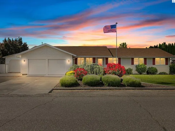 6307 W 10th Pl, Kennewick, WA 99338