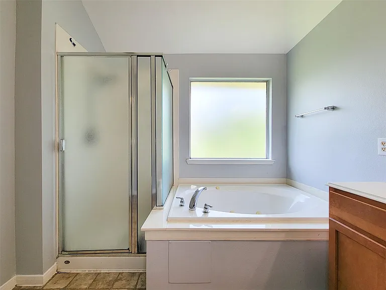 7506 Boxwood Ridge Ln — Photo 31