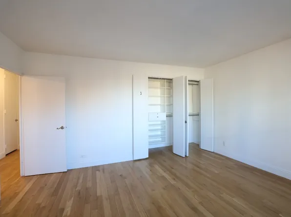 305 East 86th Street image 7 of 20