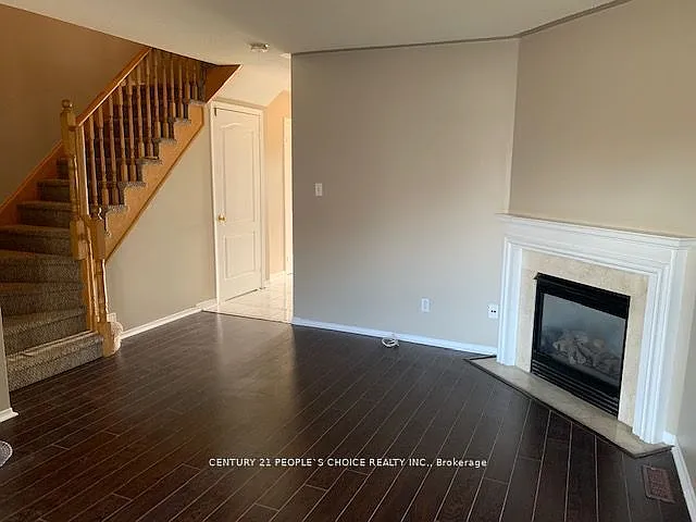 7530 Magistrate Ter #UPPER — Photo 2