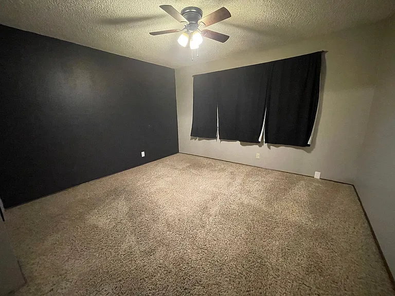 3020 W Shasta Ave — Photo 17