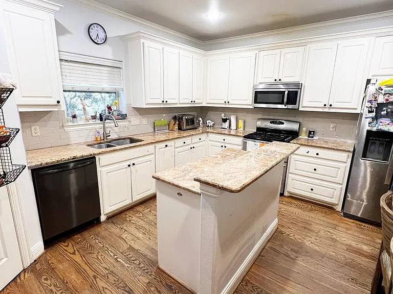 3421 Normandy Ave #2 — Photo 3