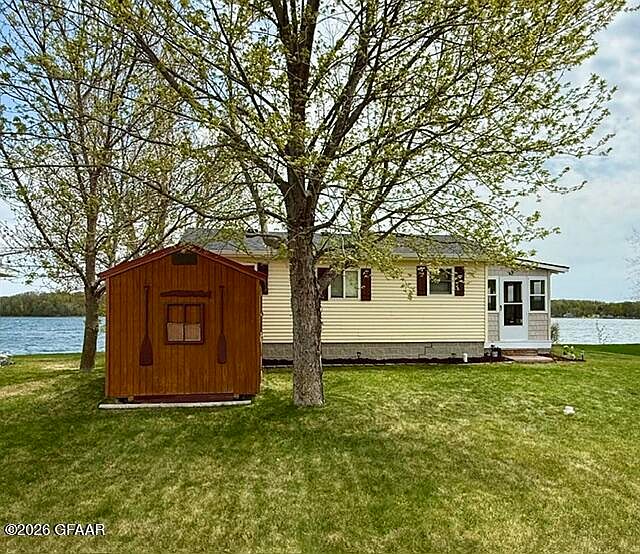 1st image of 45936 Devils Lake Rd