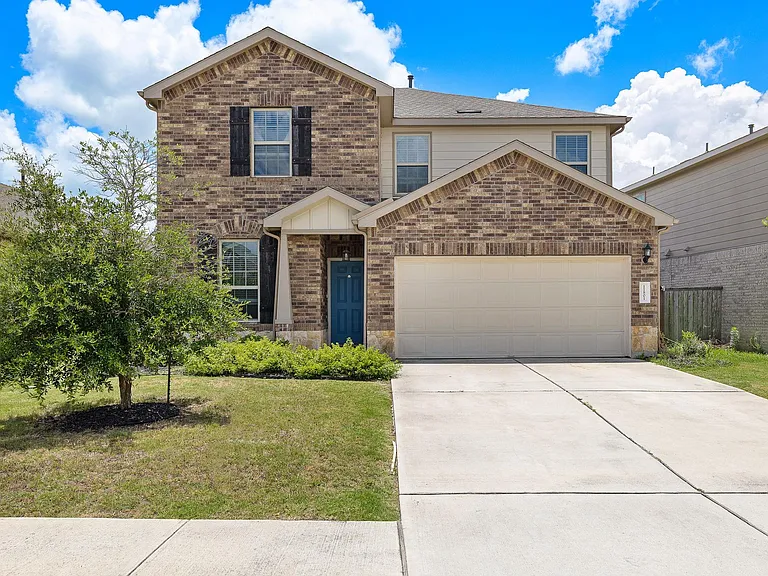 11801 Jackson Falls Way — Photo 2
