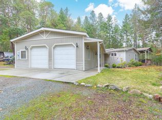 252 Glenlyn Dr, Williams, OR 97544