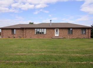 5814 Curran Rd, New Berlin, IL 62670