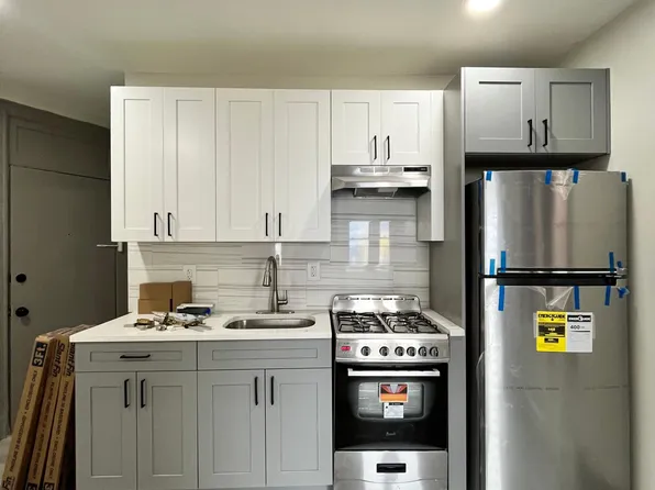 838 Communipaw Avenue image 1 of 5