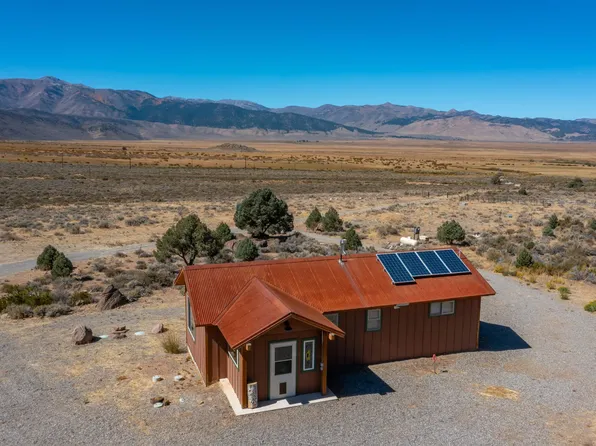 229 Green Creek Rd, Bridgeport, CA 93517