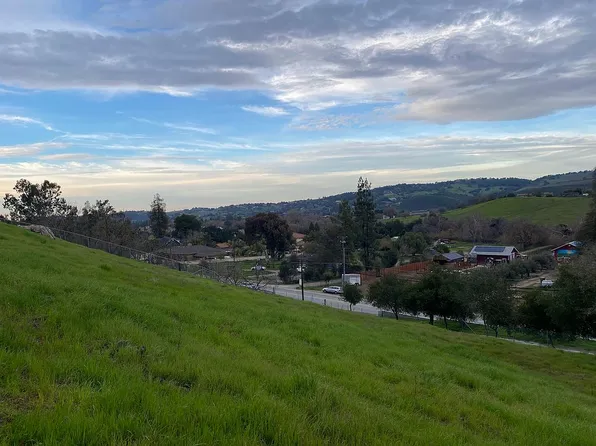 20181 Almaden Rd, San Jose, CA 95120