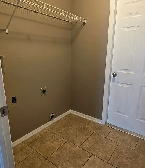 3339 Gretna Dr — Photo 26