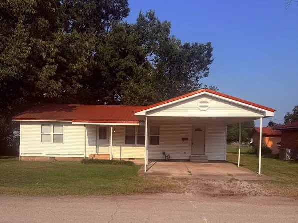 411 S Greenville St, Rector, AR 72461