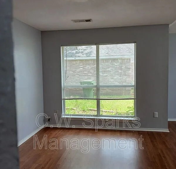 3610 Berrywood Cir — Photo 9