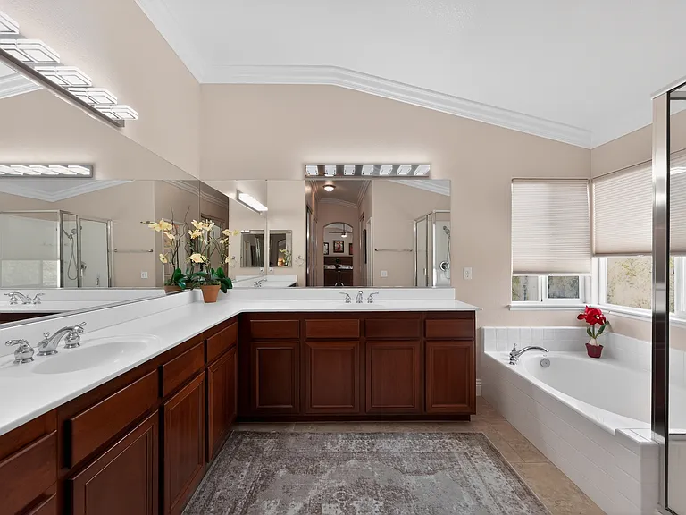 35920 Devonshire Ln — Photo 16
