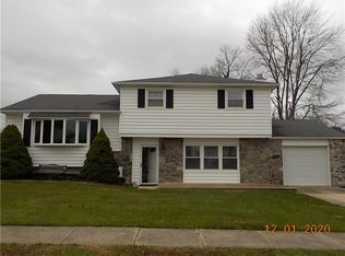 2621 Abington Rd, Wilmington, DE 19810