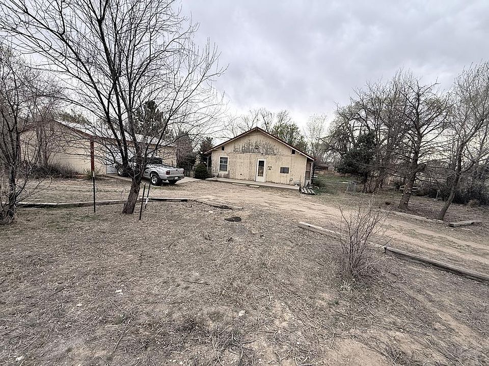 1st image of 410 Canal Rd