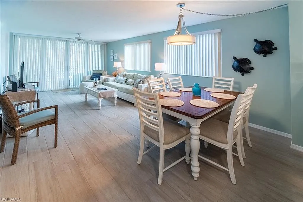 3 bed, 2.0 bath, 1475 sqft, $5,300 — Photo 4