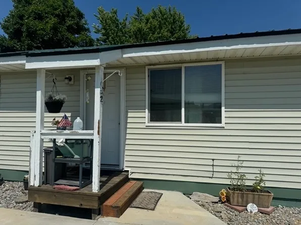 202 W 1st Ave, Kootenai, ID