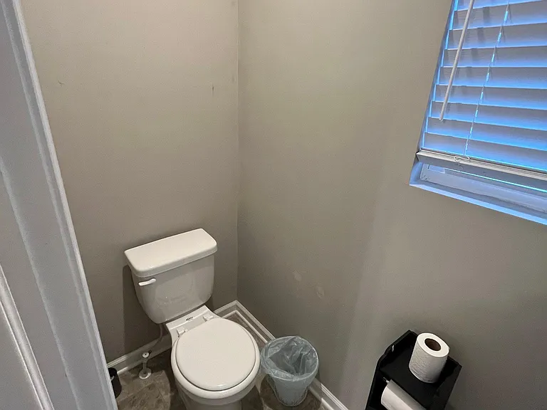2346 Creek Bank Dr — Photo 31