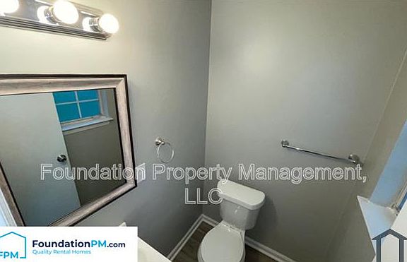 5th image of 1204 Charter Oak Dr
