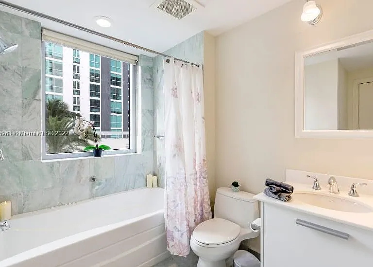 1050 Brickell Ave #1410 — Photo 18