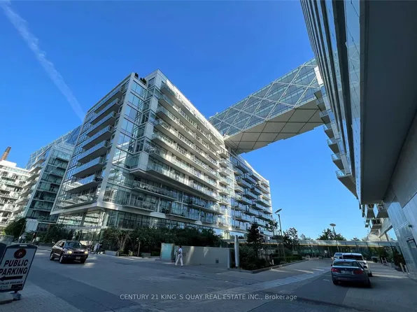 29 Queens Quay E, Toronto, ON