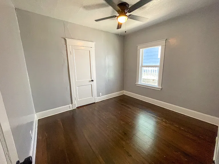 8316 Highland Ave — Photo 11
