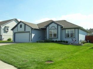 1004 NE Florence Ave, Lees Summit, MO 64086