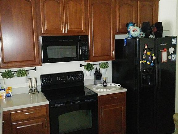 5th image of 6232 Castelven Dr