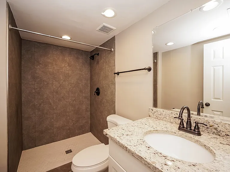 8277 Chesebro Ave — Photo 11