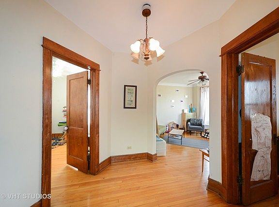 3rd image of 440 S Maple Ave APT 3S