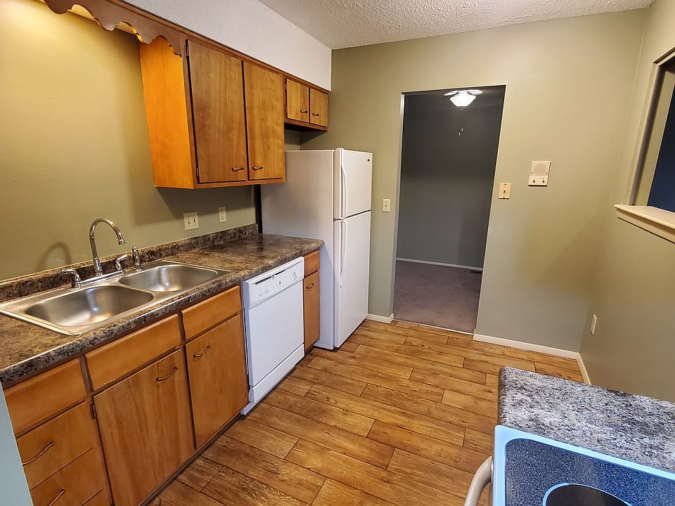 1st image of 707 Fairview Ave APT 209