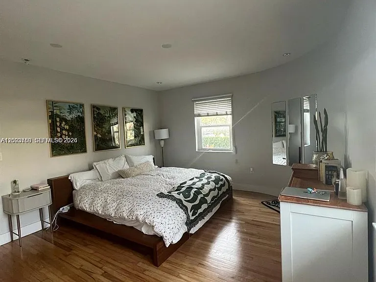 685 SW 19th Rd — Photo 8