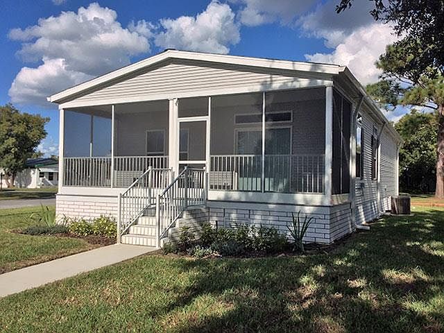 1st image of 3582 Jamaica Cir