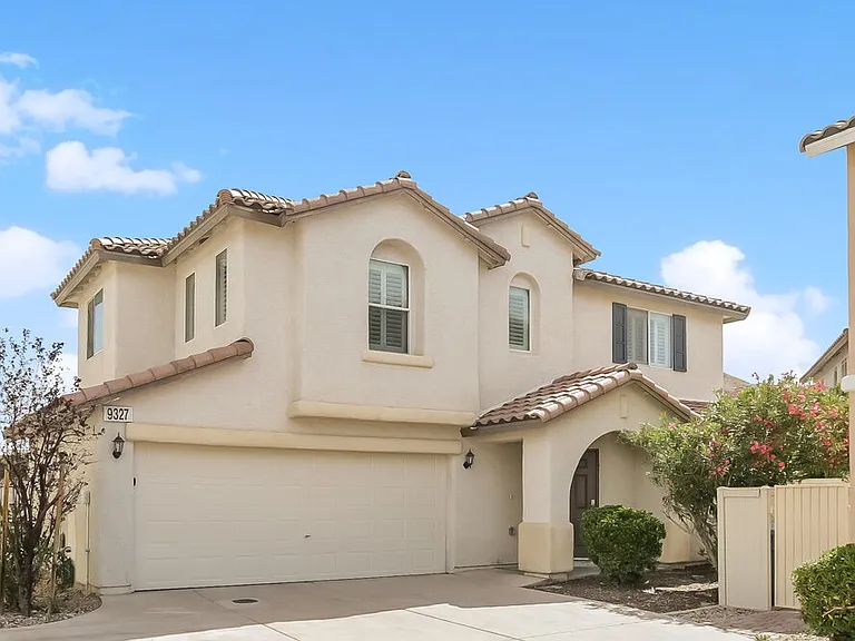 9327 Pyrope Ct — Photo 1