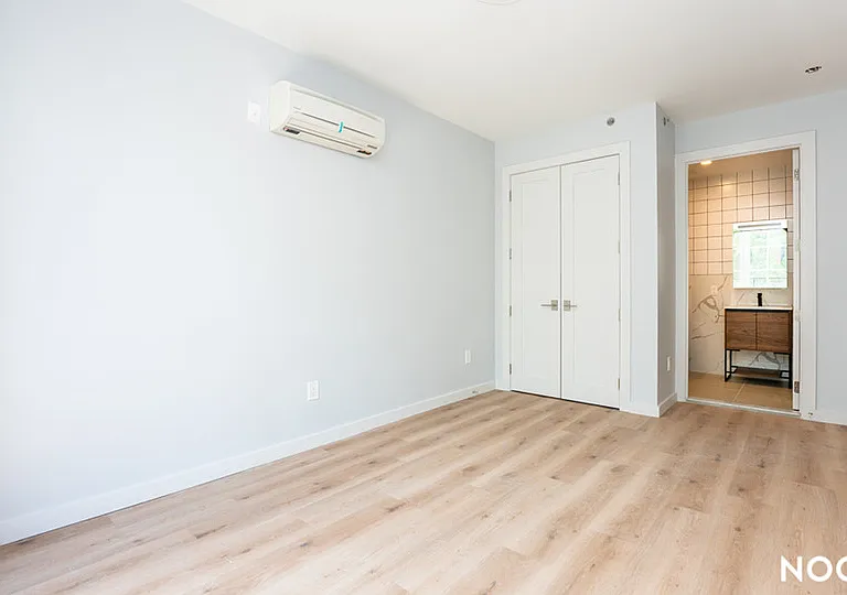 68 Gold St #2H — Photo 8